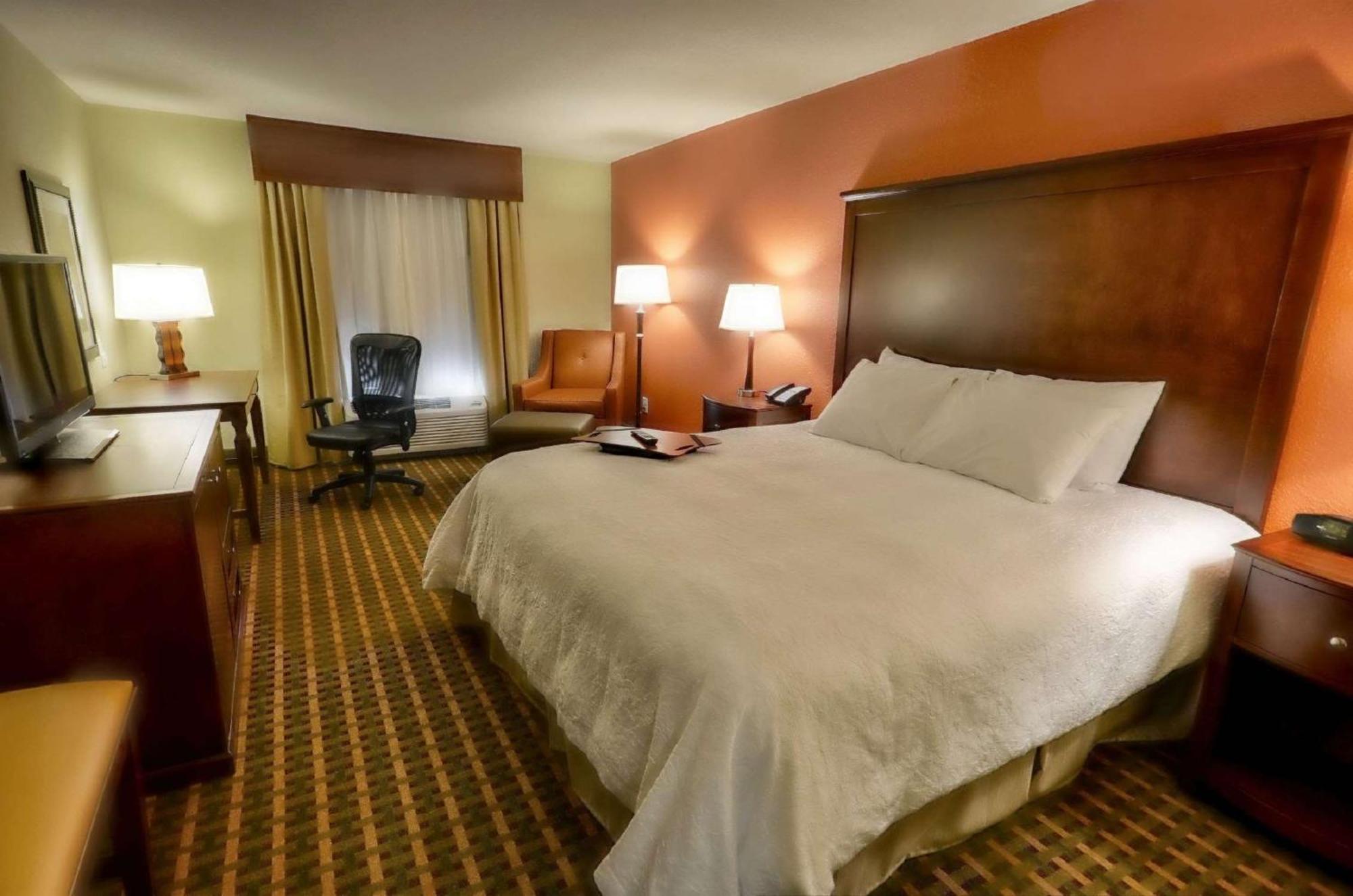 Hampton Inn & Suites Тифтон Екстериор снимка