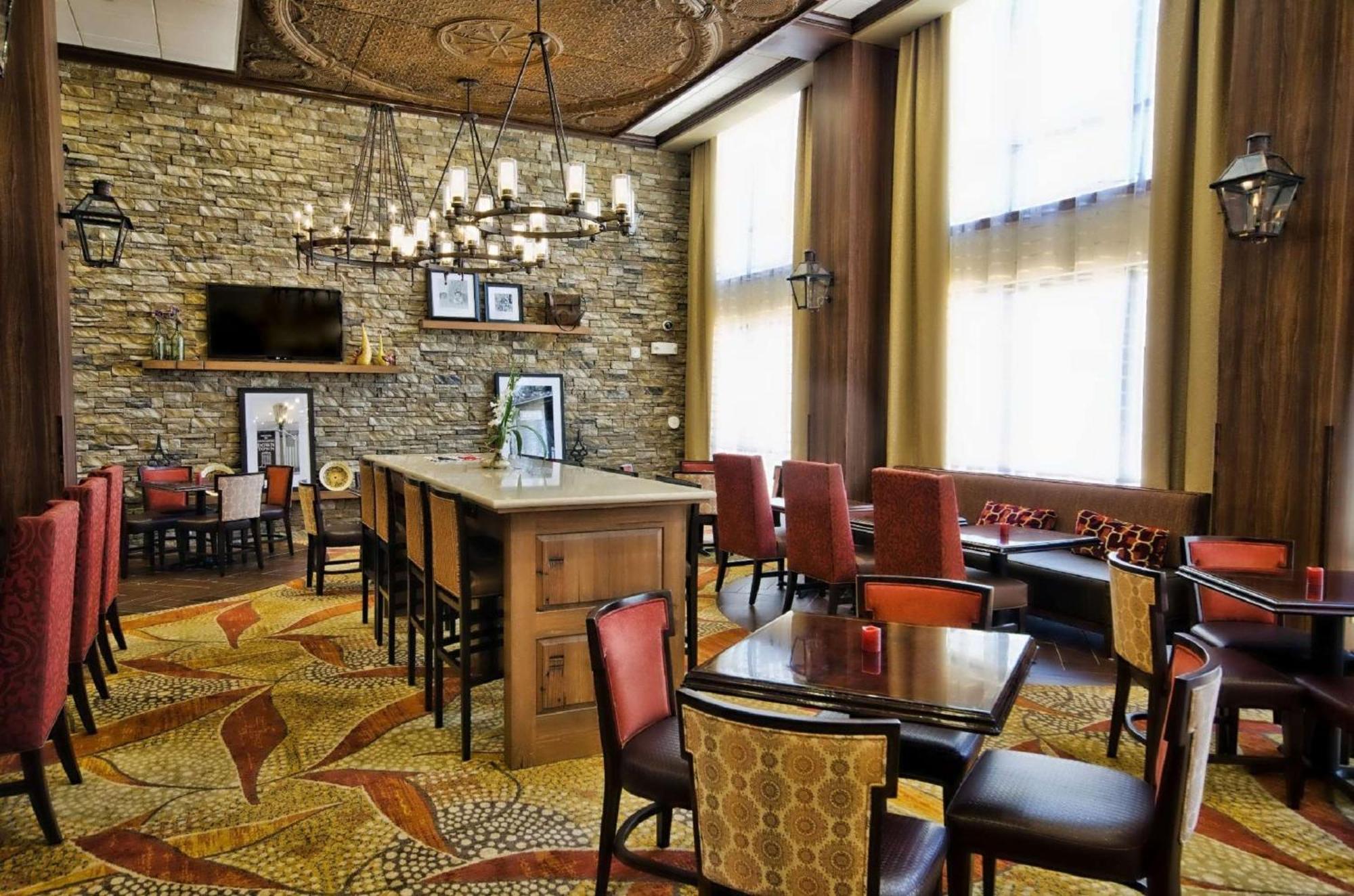 Hampton Inn & Suites Тифтон Екстериор снимка