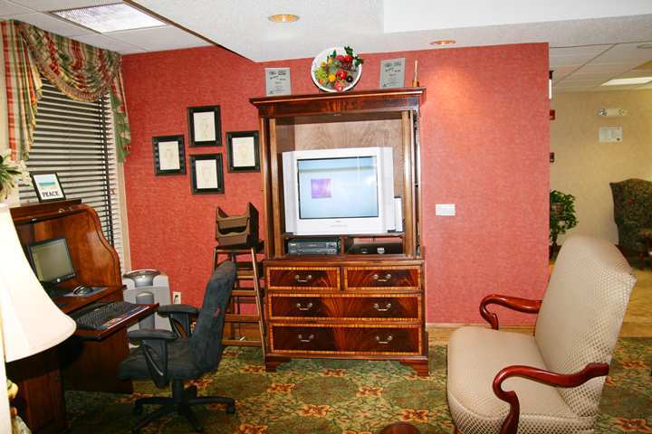 Hampton Inn & Suites Тифтон Екстериор снимка