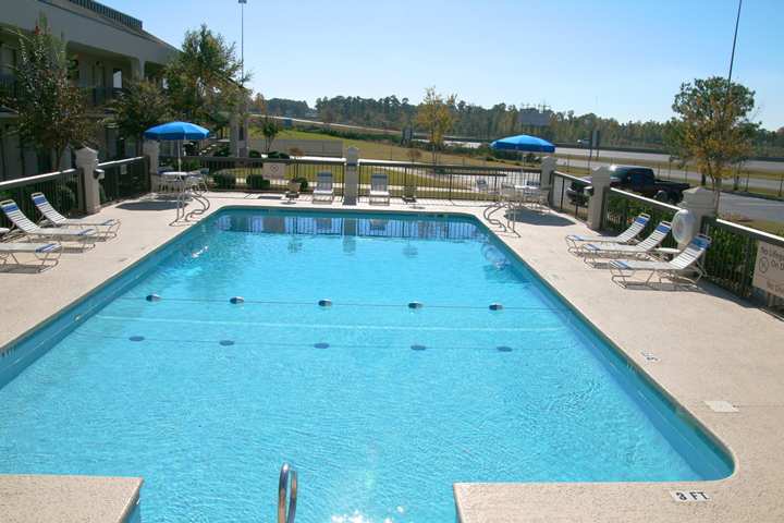 Hampton Inn & Suites Тифтон Съоръжения снимка